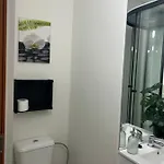 招待所 Alojamento Santa Catarina *