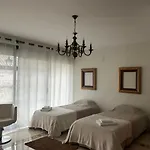 招待所 Alojamento Santa Catarina 阿伦克尔