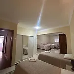 Alojamento Santa Catarina 招待所