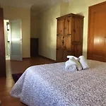 Alojamento Santa Catarina 招待所